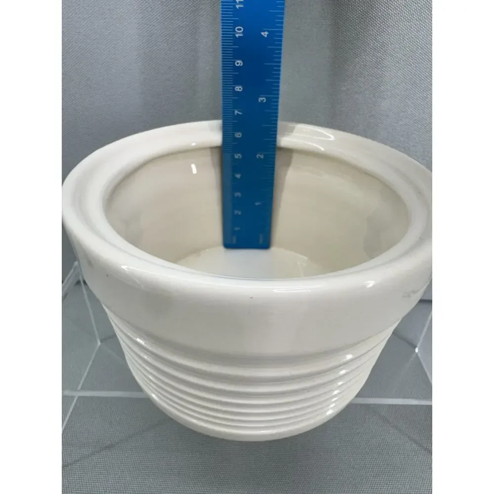 Kohls White Ceramic Salt Cellar Canister Storage Jar w/ Lid Ribbed Kitchen